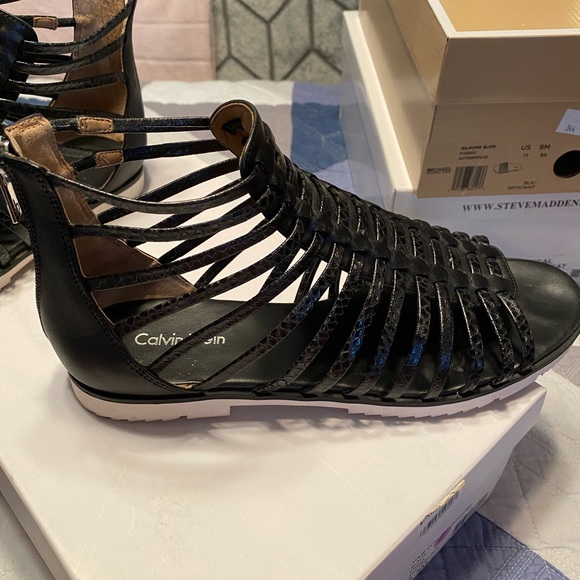 Calvin Klein gladiator sandals - Picture 3 of 4